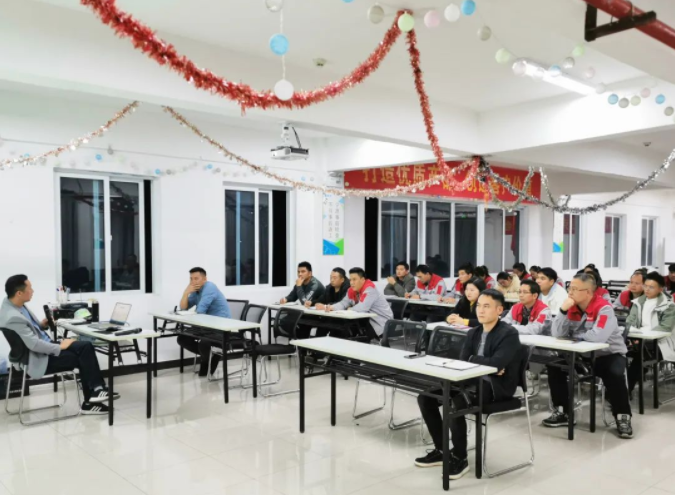 龙南博鱼·体育中国入口组织开展班组长培训
